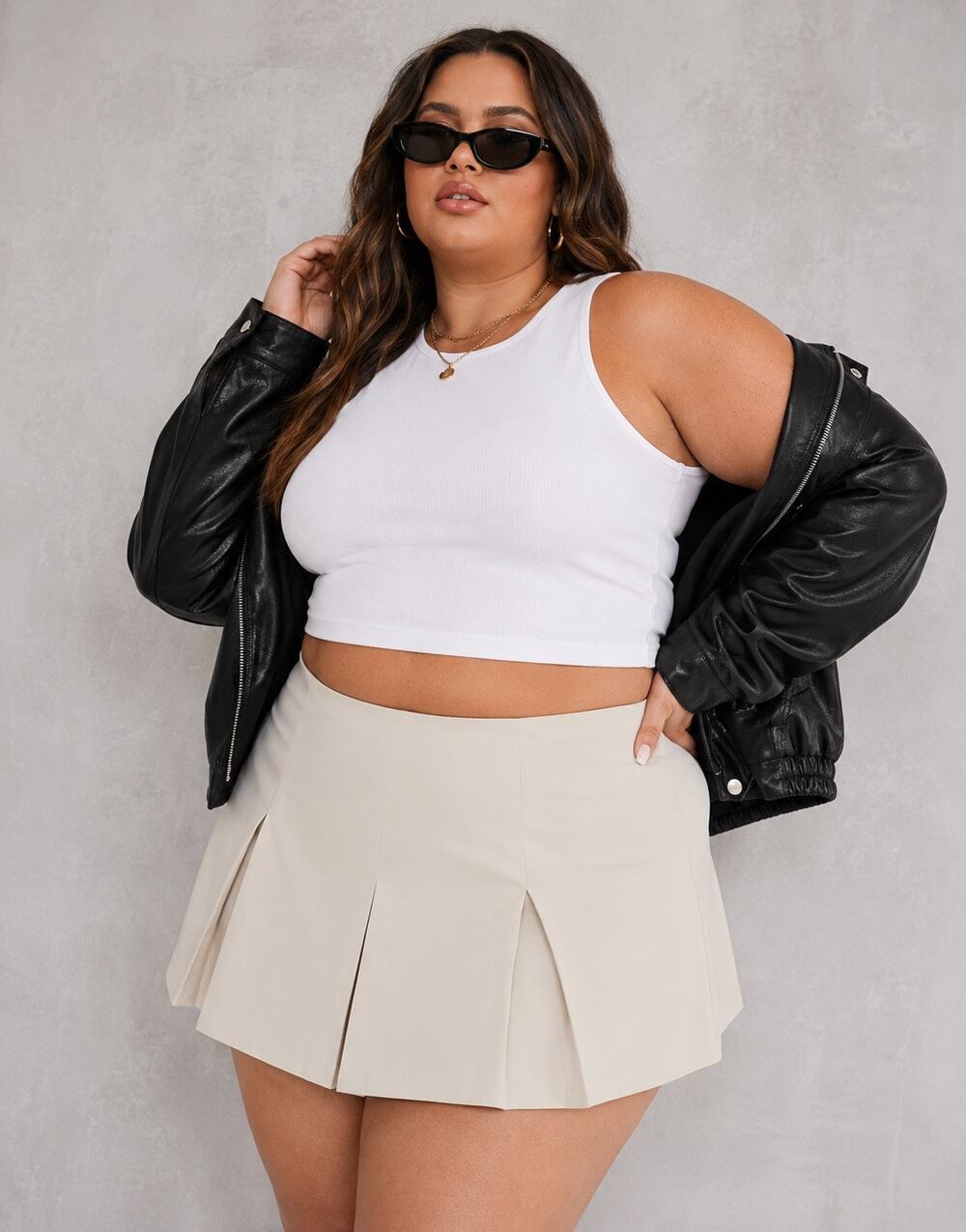 PrettyLittleThing Plus Stone Tailored Woven Skater Skort In Stone Size 16 US